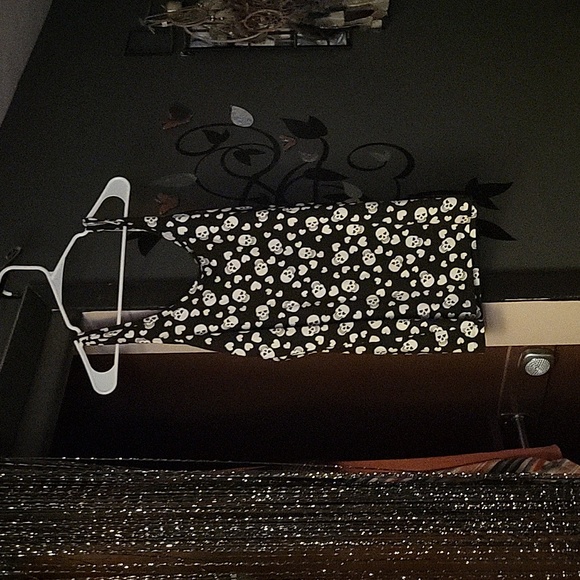 Size - Picture 1 of 1